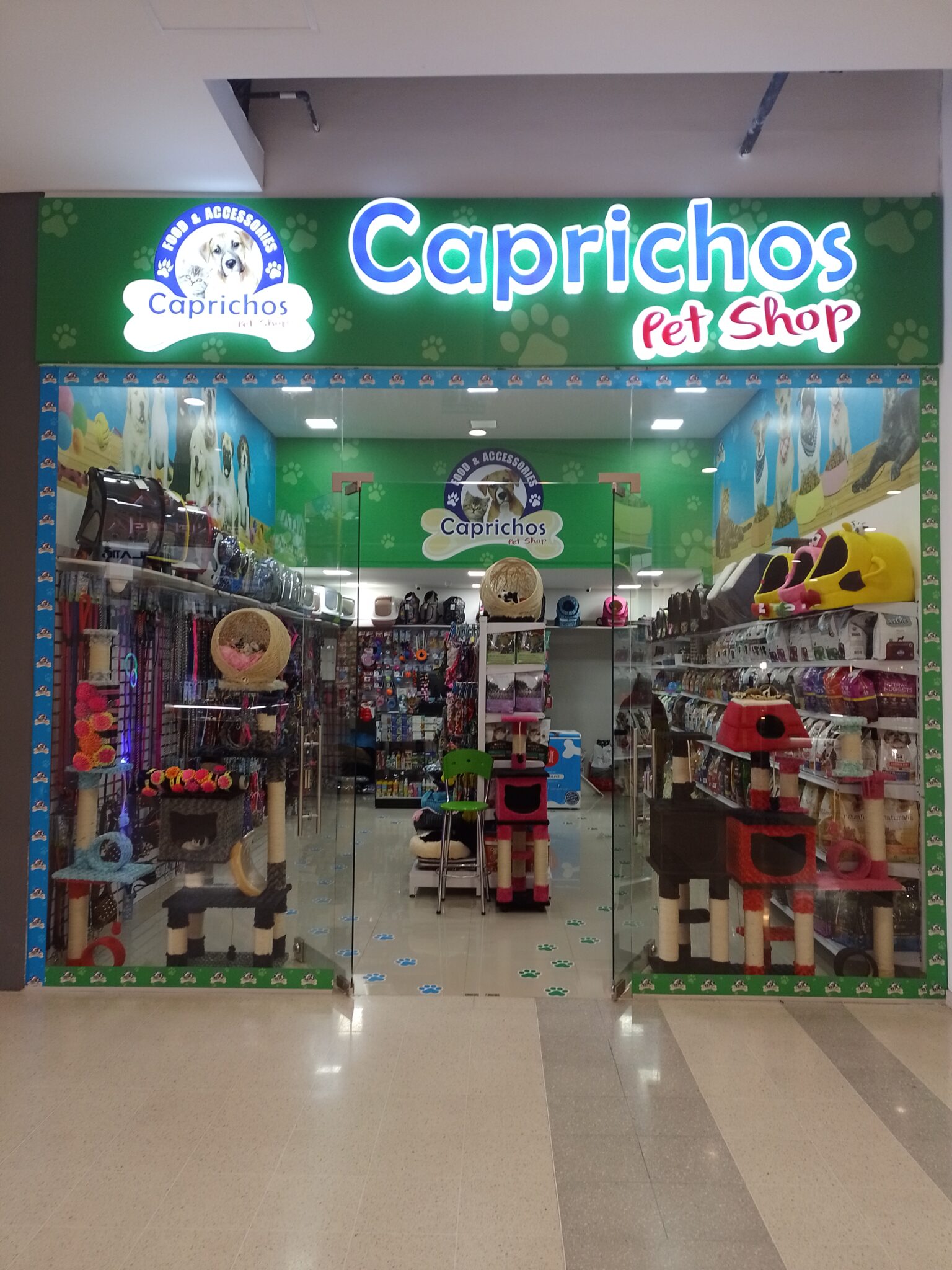 CAPRICHOS PET SHOP Avenida centro comercial